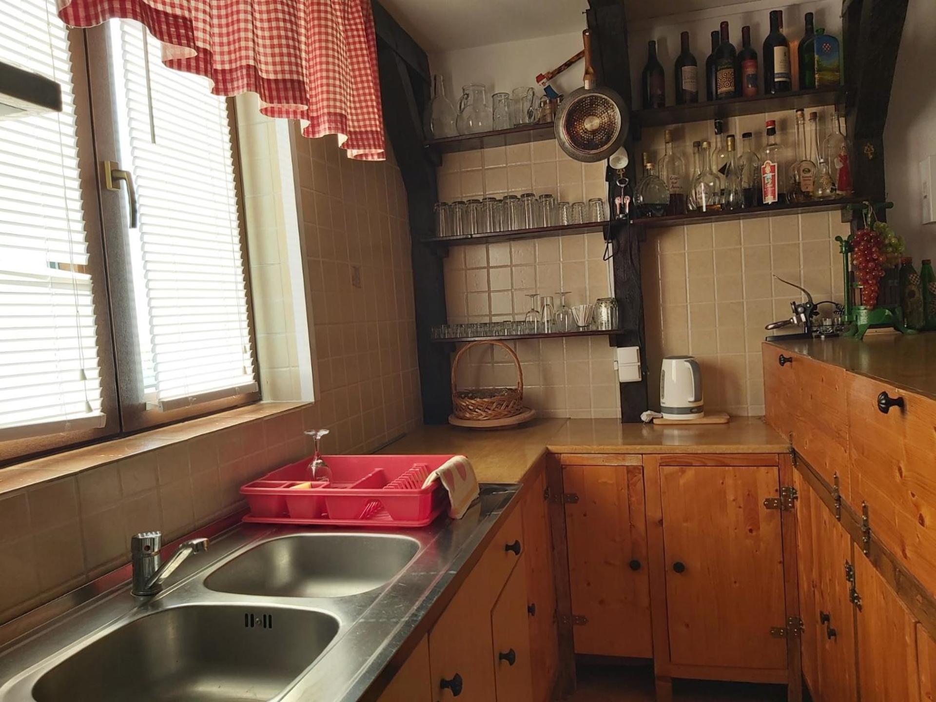 Hostal Izletiste Opatovac Exterior foto